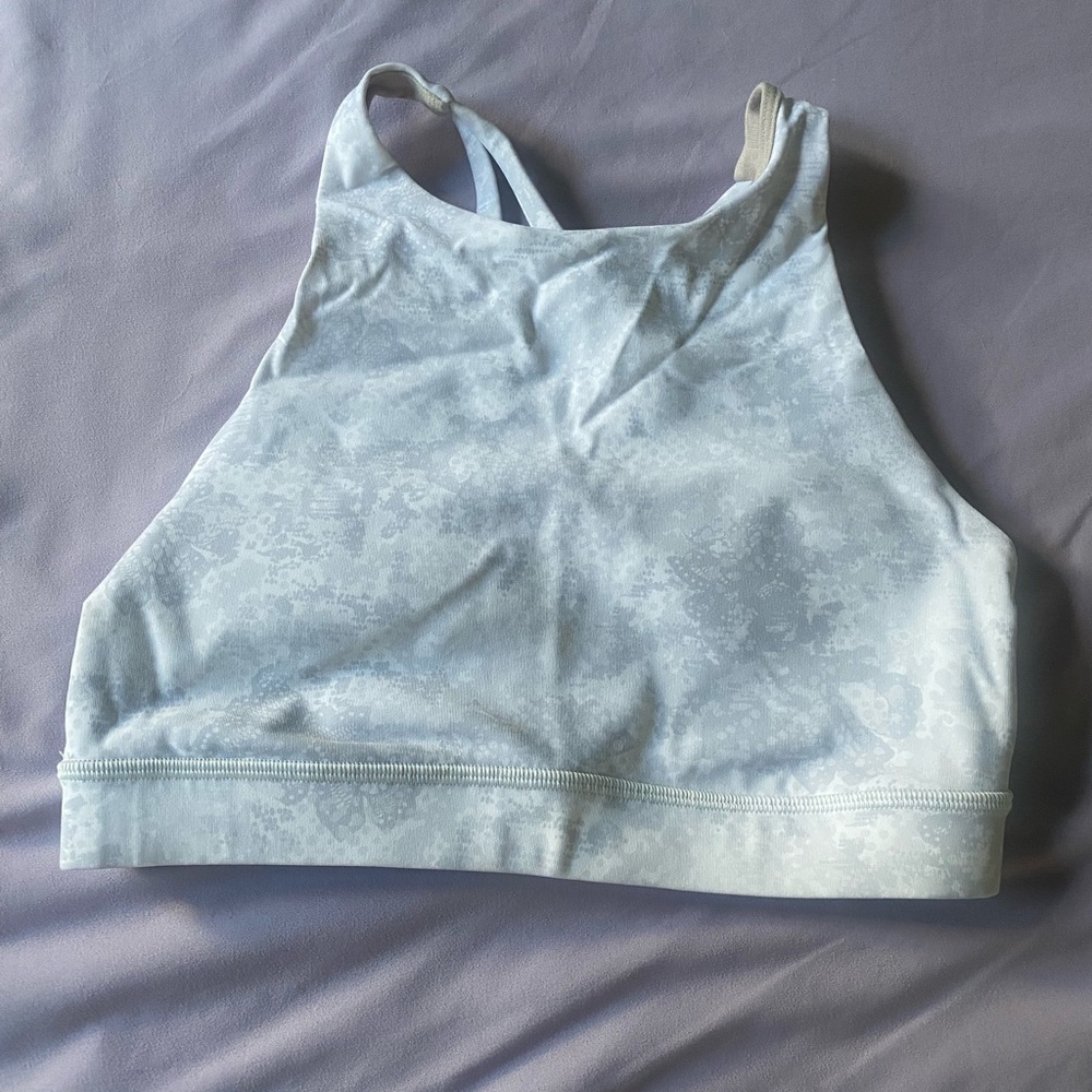 Lululemon medium impact sports bra